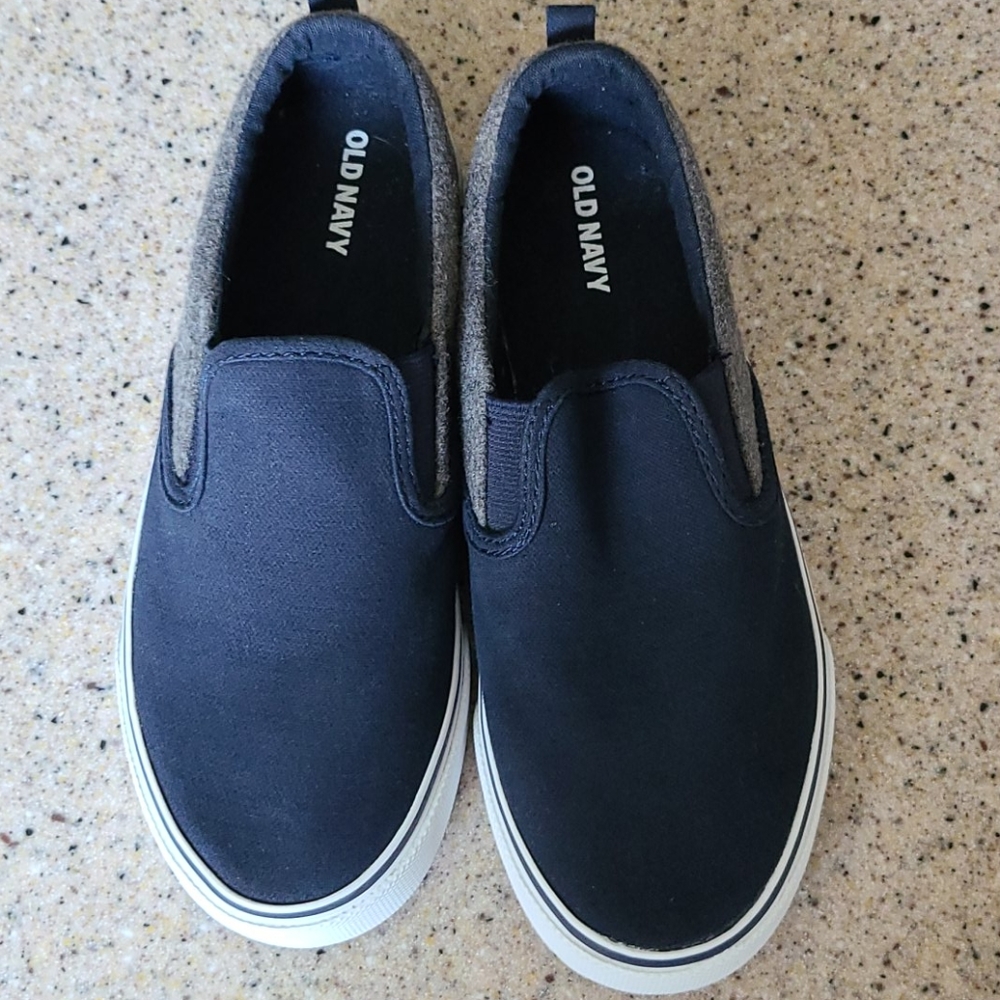 Old Navy Boys slide- on sneakers